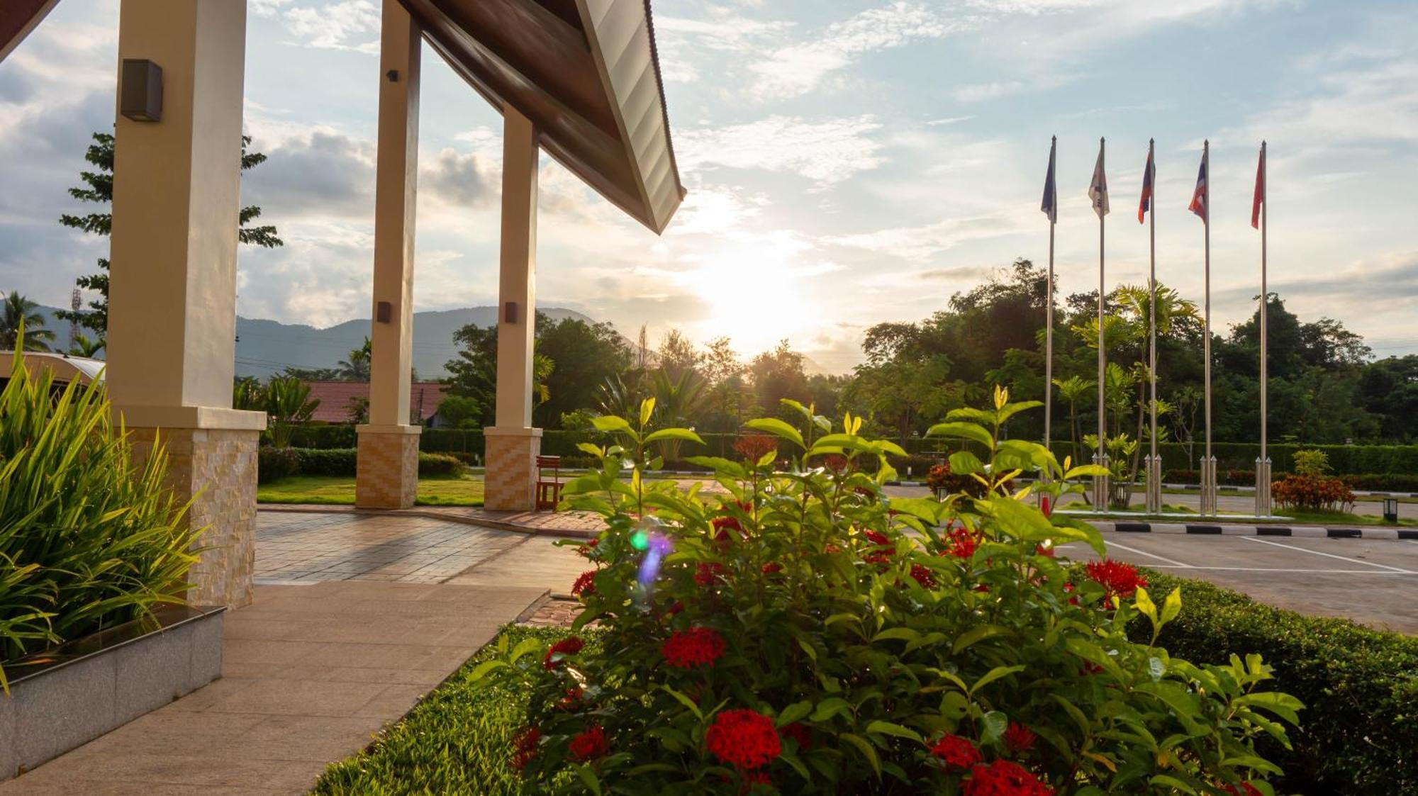 Tmark Resort Vangvieng Vang Vieng Exterior foto